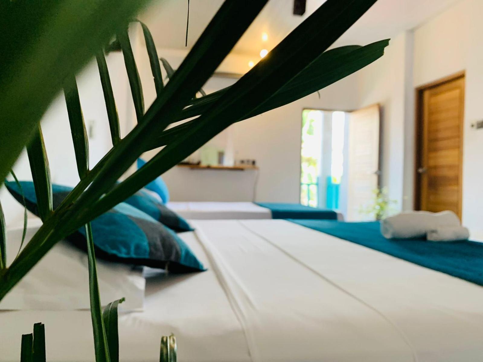 A1 Weligama Hotel & Spa Экстерьер фото