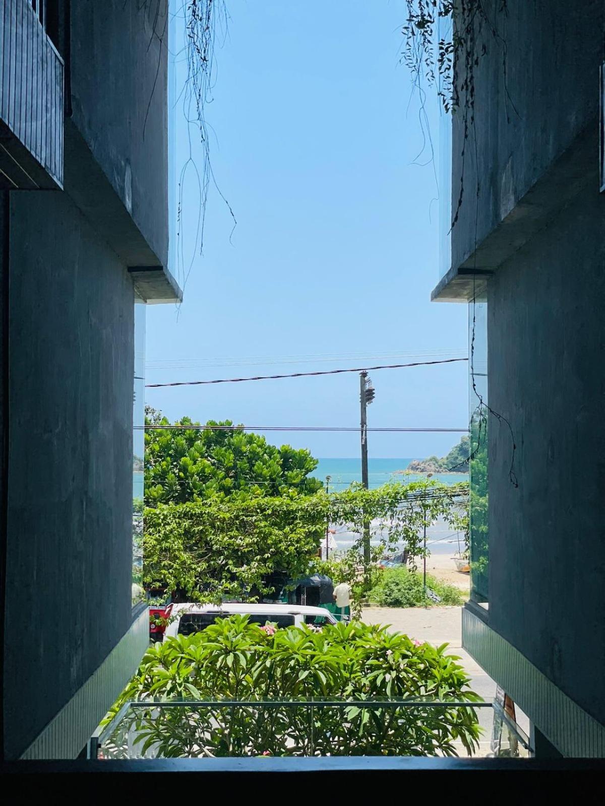 A1 Weligama Hotel & Spa Экстерьер фото